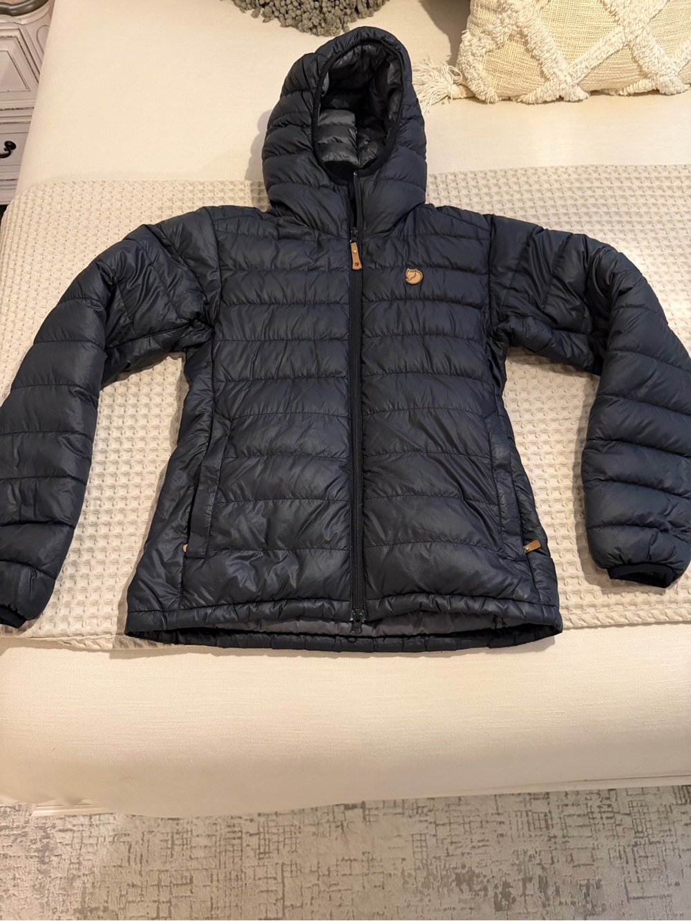 Fjällräven pak down jacket